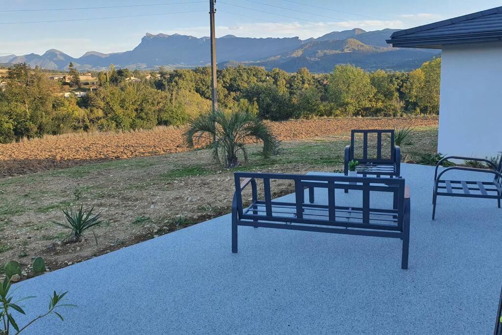 Studio Independant Vue Magnifique Et Au Calme كريست المظهر الخارجي الصورة